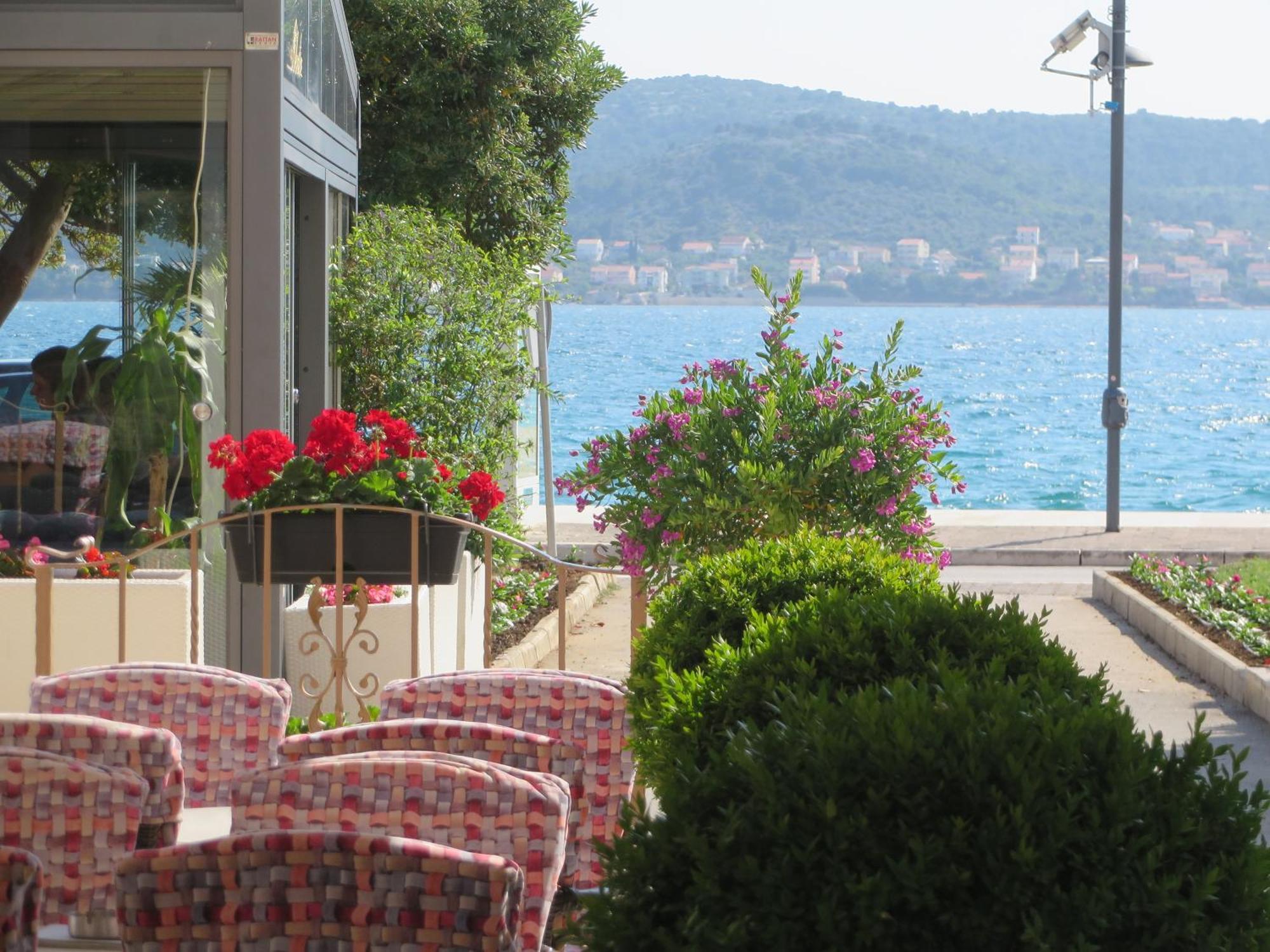 Filipovic Apartments With Pool Biograd Na Moru Zewnętrze zdjęcie