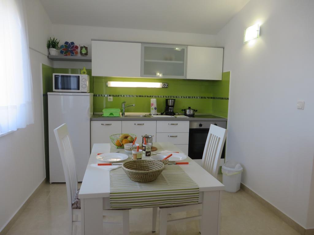 Filipovic Apartments With Pool Biograd Na Moru Zewnętrze zdjęcie