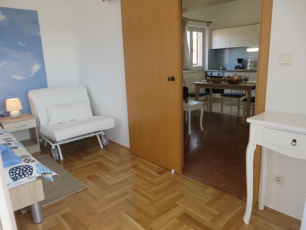 Filipovic Apartments With Pool Biograd Na Moru Zewnętrze zdjęcie