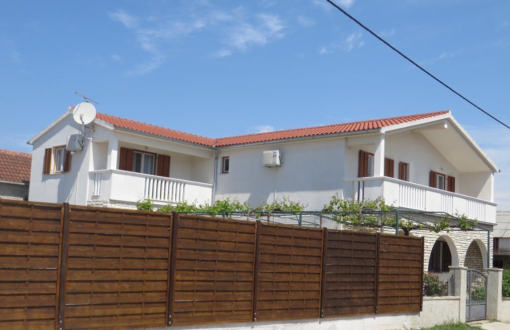 Filipovic Apartments With Pool Biograd Na Moru Zewnętrze zdjęcie