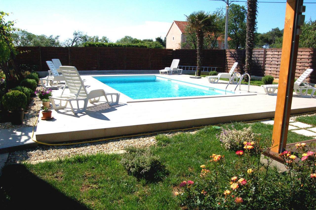 Filipovic Apartments With Pool Biograd Na Moru Zewnętrze zdjęcie